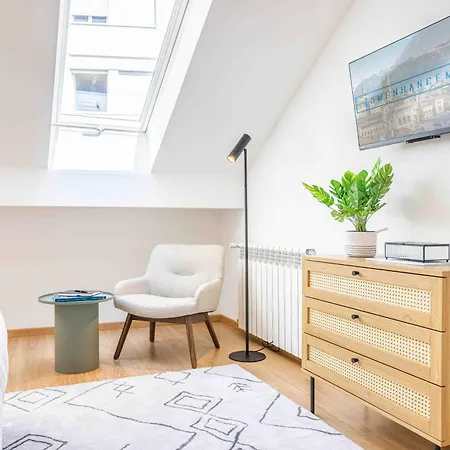 Apartment Saint Laurent 33-35 By Homenhancement Lausanne