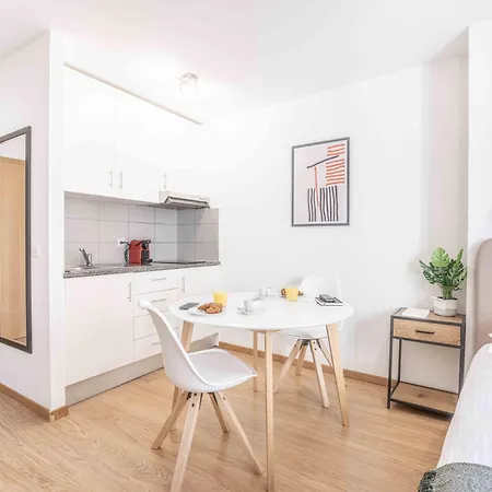 Apartman Saint Laurent 33-35 - Self Check In By Homenhancement Lausanne