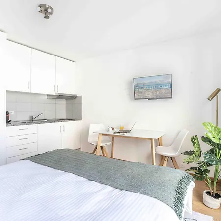 Apartman Saint Laurent 33-35 - Self Check In By Homenhancement Lausanne