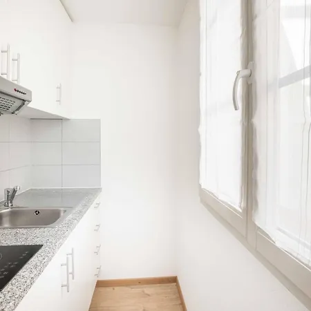 Saint Laurent 33-35 - Self Check In By Homenhancement * Lausanne