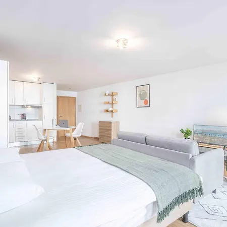 Saint Laurent 33-35 - Self Check In By Homenhancement 아파트