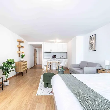 Saint Laurent 33-35 - Self Check In By Homenhancement * 로잔