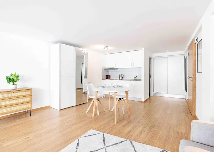 Saint Laurent 33-35 - Self Check In By Homenhancement Apartamento Lausana