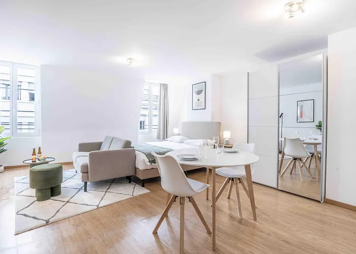 Saint Laurent 33-35 - Self Check In By Homenhancement Apartamento Lausana