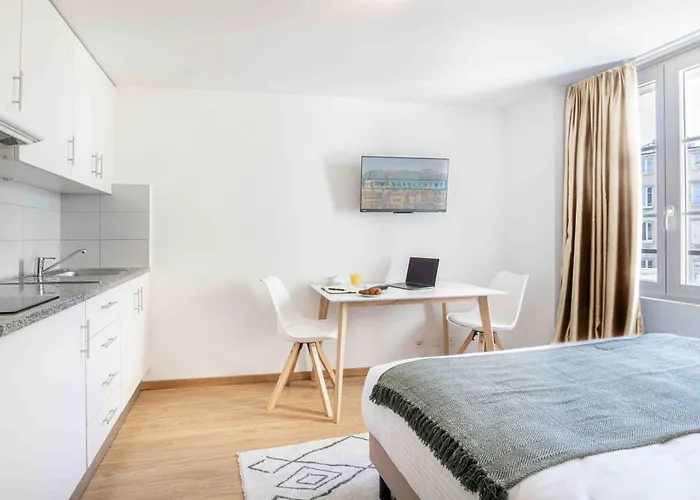 Saint Laurent 33-35 - Self Check In By Homenhancement *