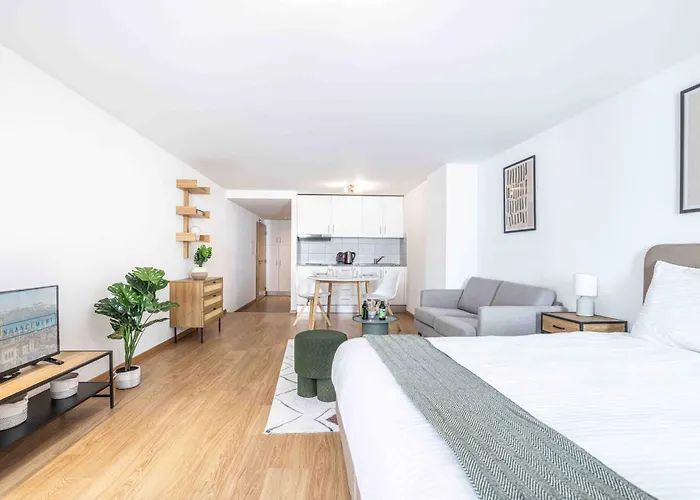 Saint Laurent 33-35 - Self Check In By Homenhancement * Lausana