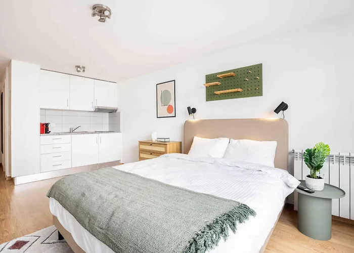 Appartement Saint Laurent 33-35 - Self Check In By Homenhancement *