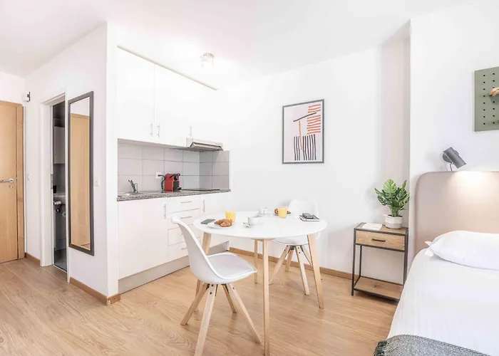 Appartement Saint Laurent 33-35 - Self Check In By Homenhancement Lausanne