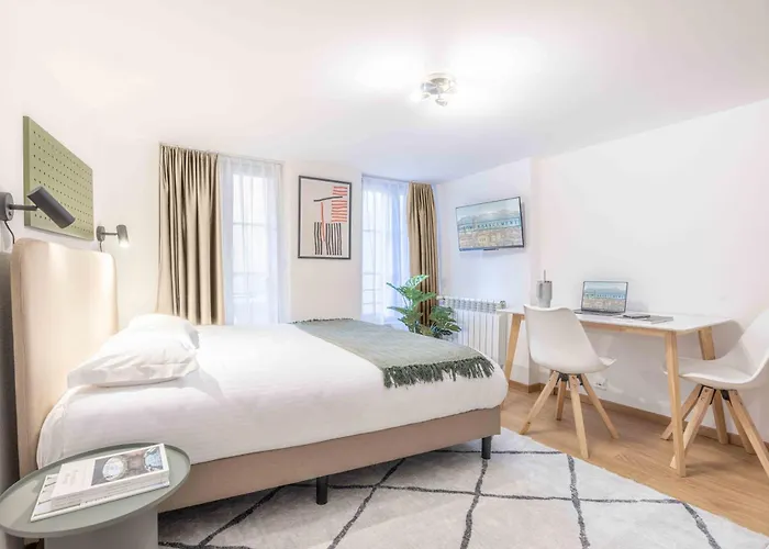 Appartement Saint Laurent 33-35 - Self Check In By Homenhancement *